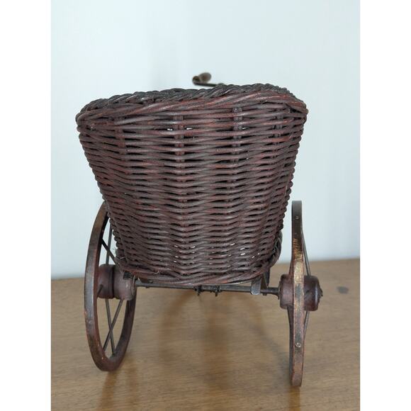 Vintage Wooden & Metal Miniature Doll Tricycle Rickshaw Wicker Seat 12" x 22" - Picture 10 of 16